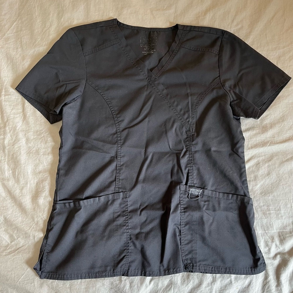 Cherokee women’s grey scrub top